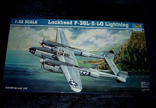 Trumpeter - P-38 L-5-Lo 