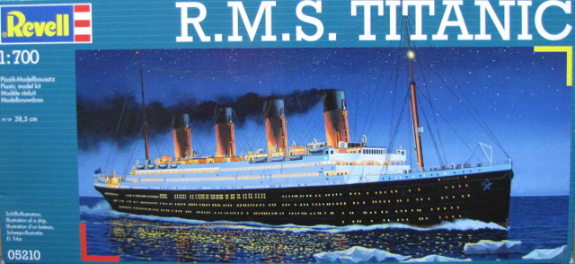 Revell - R.M.S. Titanic