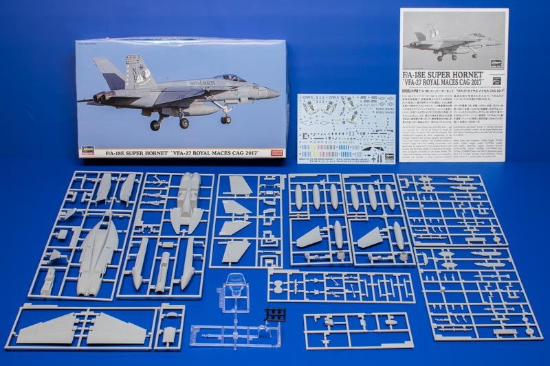 Hasegawa - F/A-18E Super Hornet "VFA-27 Royal Maces CAG 2017"