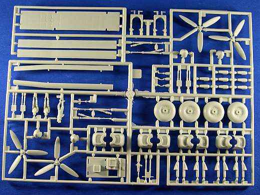 Revell - Handley Page Halifax B. Mk. I/II, GR. II