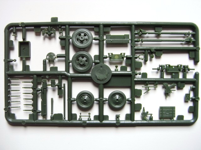 UM Military Technics - 45MM ANTI-TANK GUN 53-K (1937) AND M42 (1942)