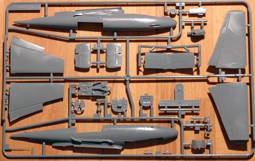 Tamiya - Heinkel He 162 A-2 'Salamander'