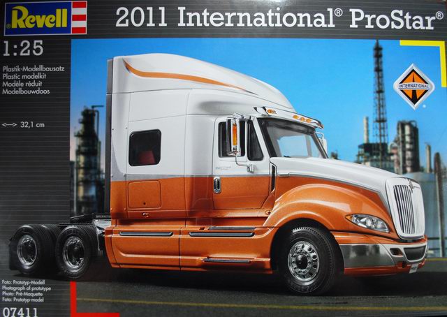 Revell - 2011 International ProStar