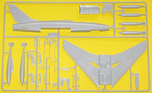 Italeri - F-100 F Super Sabre Double Seater