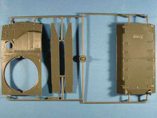 Italeri - M-108 105mm SP Howitzer