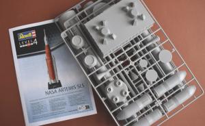 NASA Artemis SLS von Revell