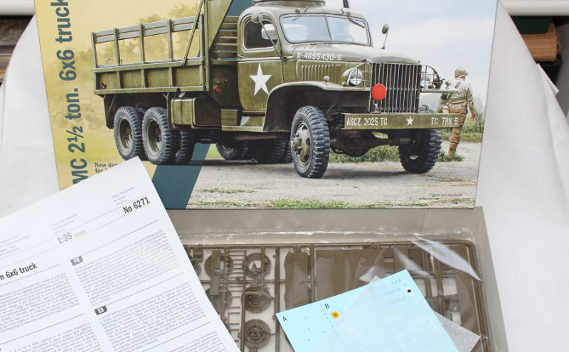 Italeri - GMC 2 1/2 Ton. 6x6 Truck "D-Day 80 Anniversary"