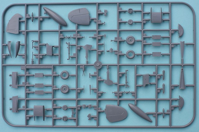 Revell - Supermarine Seafire Mk.XV