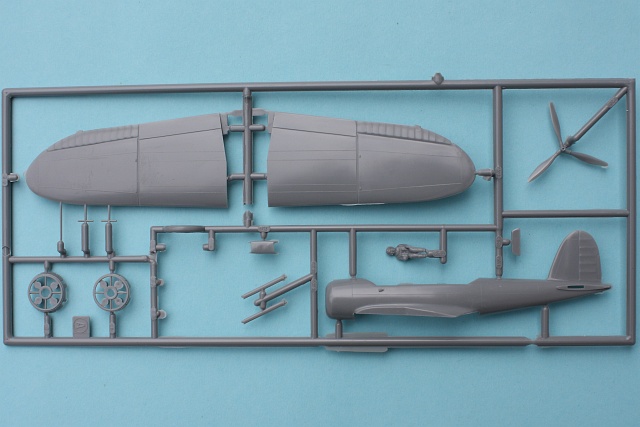 Hasegawa - Aichi E13A1 Type Zero (Jake) Model 11 w/Catapult