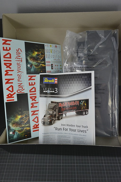 Revell - IRON MAIDEN