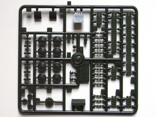 UM Unimodel - Light tank T-70M