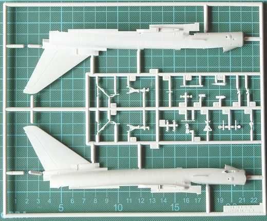 Revell - Eurofighter Typhoon / twin-seater