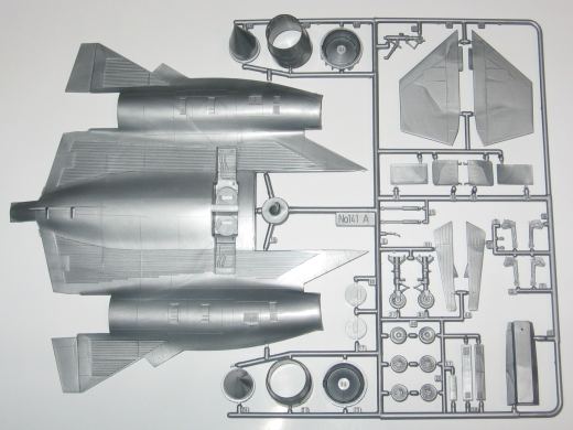 Italeri - YF-12A