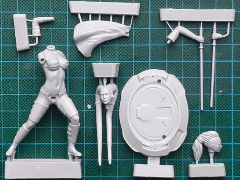 Chronos Miniatures - Sci-Fi: Master Of Swords