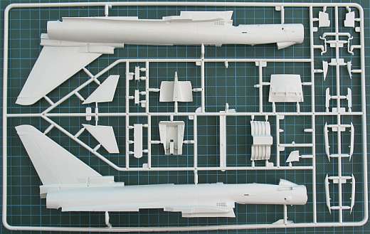 Revell - Eurofighter Typhoon Single Seater