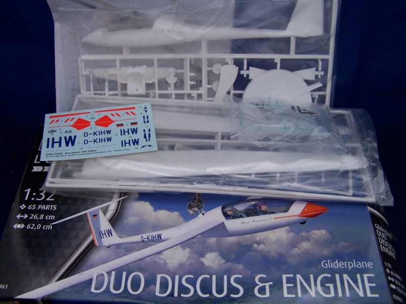 Revell - Duo Discus & Engine