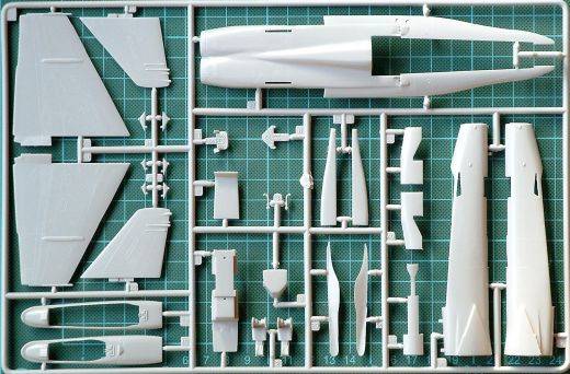 Mini Hobby Models - F/A-18A Hornet