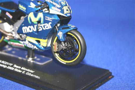 Italeri - Honda Moviestar Racing Team 2004 T6T with Bike