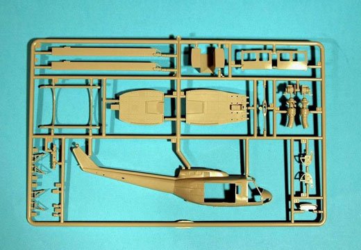 Italeri - UH-1D "Slick" AB-205