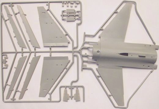 Tamiya - F-16C/J "Fighting Falcon"