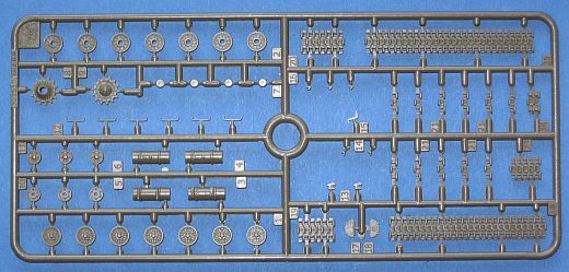 Italeri - ISU 152