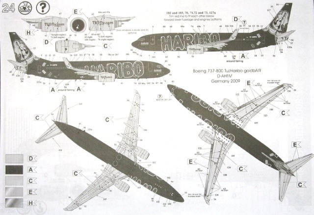 Revell - Boeing 737-800 TUIfly "GoldbAir"