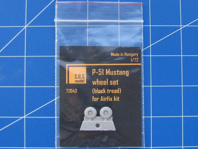 S.B.S Model - P-51 Mustang wheel set (block tread)