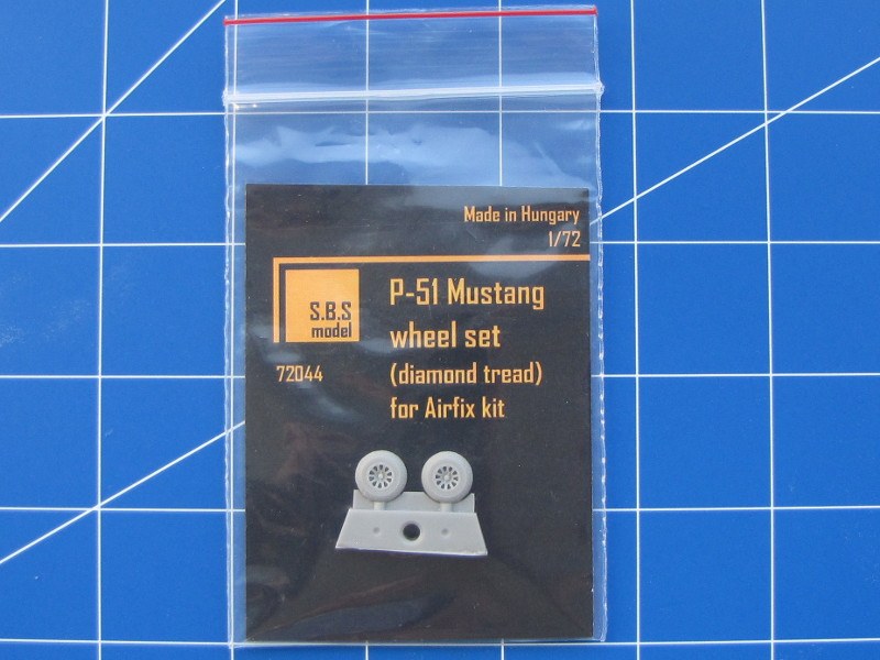 S.B.S Model - P-51 Mustang wheel set (diamond tread)