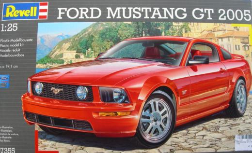 Revell - Ford Mustang GT 2005