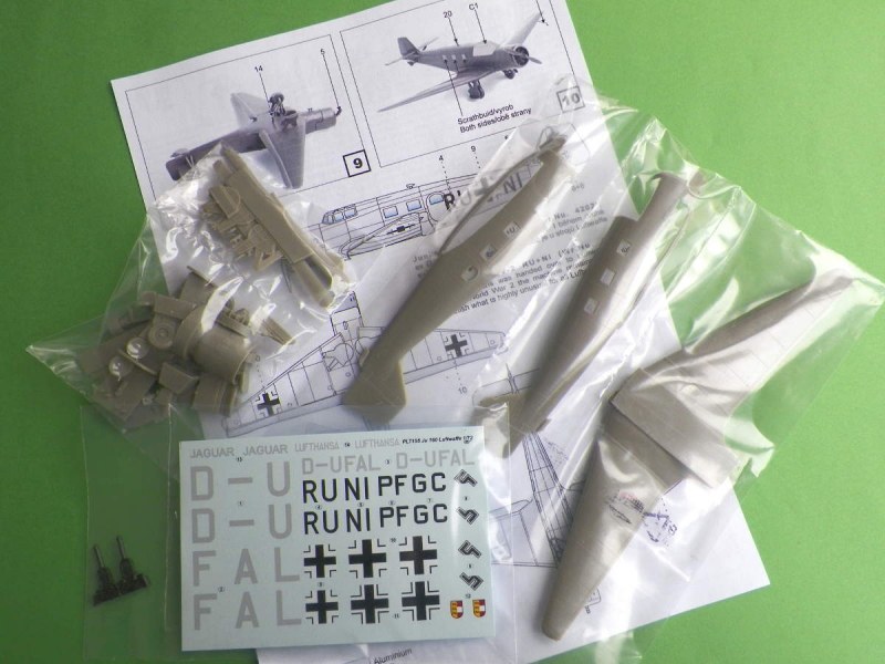 Planet Models - Junkers Ju 160 "Luftwaffe service"