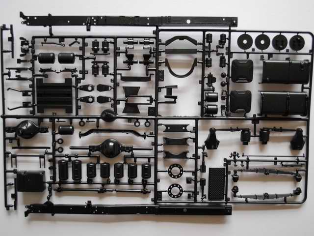 Italeri - Scania R143 Streamline