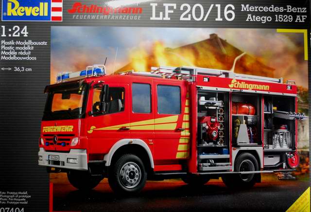 Revell - Schlingmann LF20/16 Mercedes-Benz Atego 1529 AF