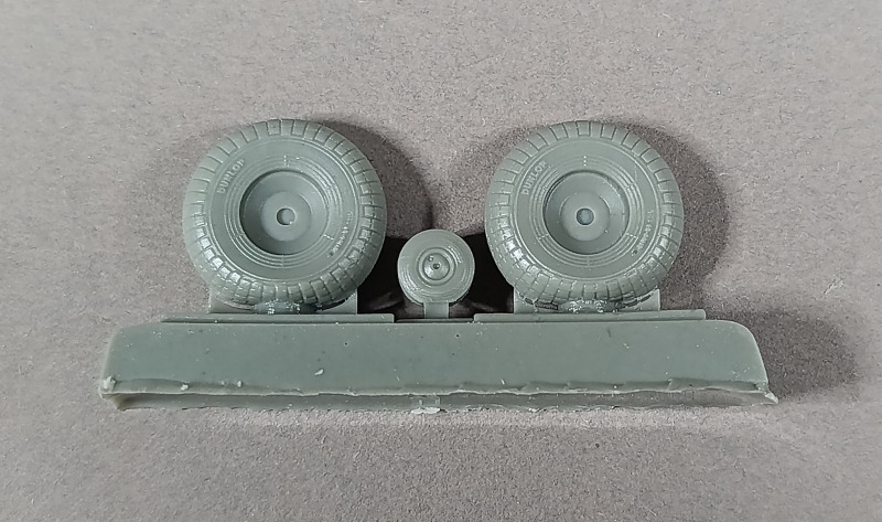 Mosquito Mainwheels and Tailwheel w/Leg for Special Hobby