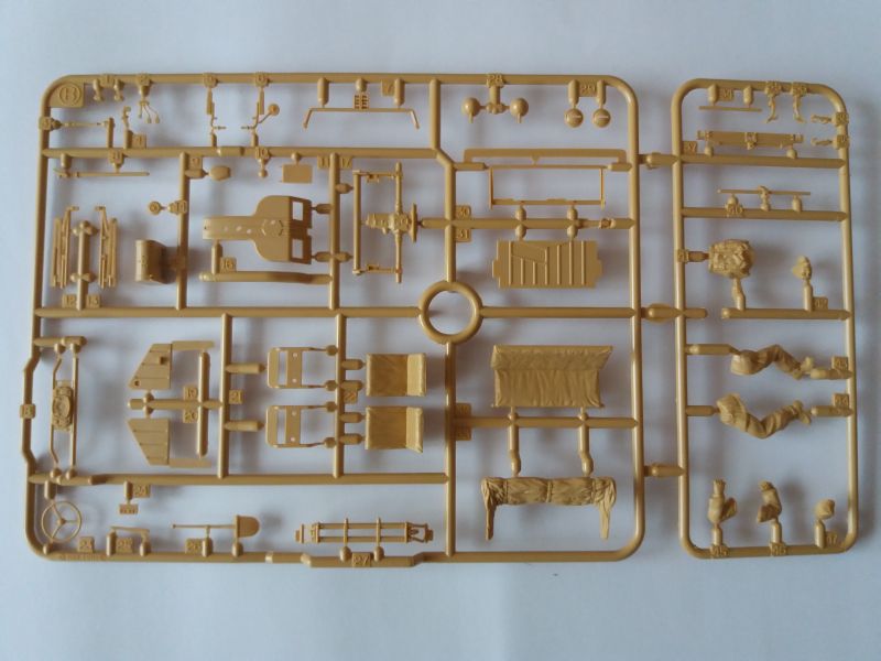 Tamiya - Kübelwagen Type 82