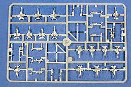 Italeri - USS Ronald Reagan CVN-76