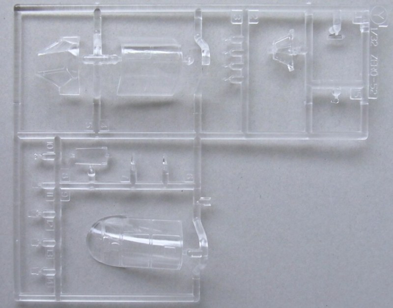 Hasegawa - Mitsubishi A6M5c Zero Fighter (Zeke) Type 52 Hei 