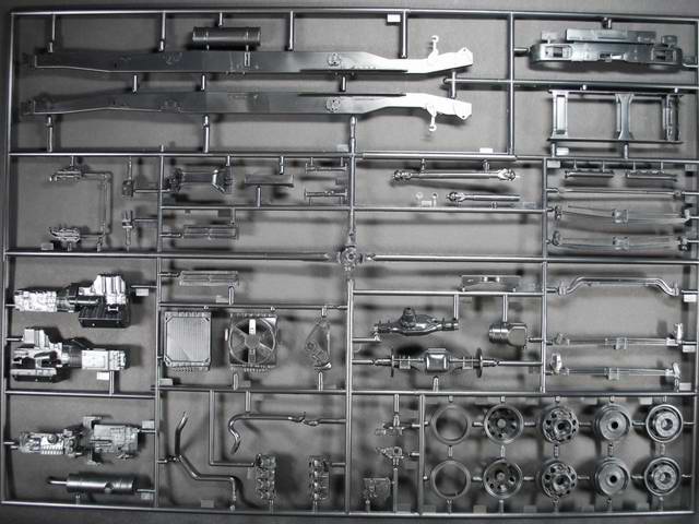 Revell - DLK 23-12 Mercedes-Benz 1419 F/1422 F