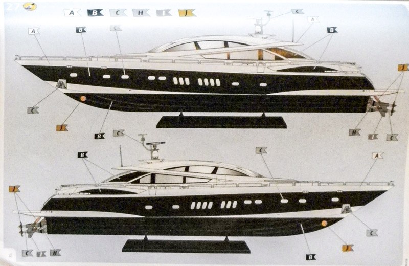 Revell - Luxury Yacht 108ft