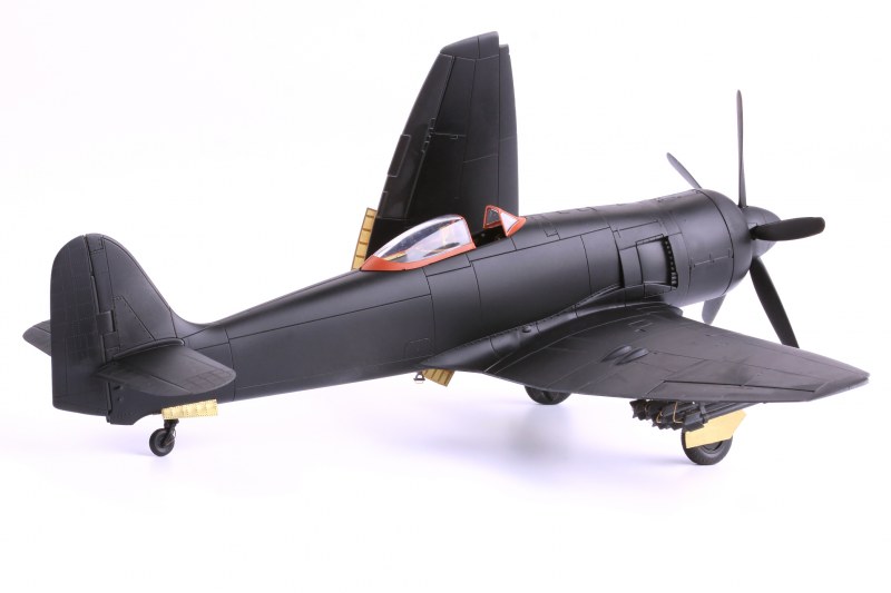 Das Airfix-Modell mit weiteren Eduard-Detailsets (Foto: Airfix)