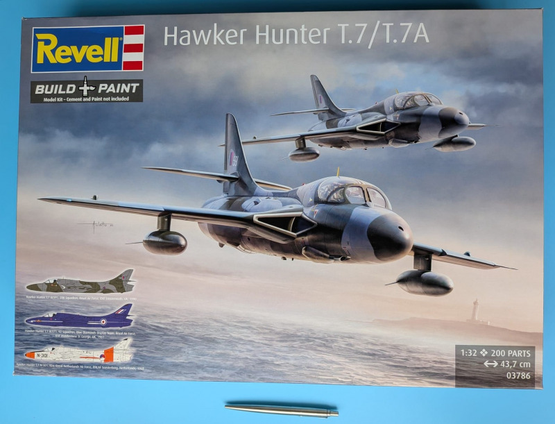 Revell - Hawker Hunter T.7/T.7A