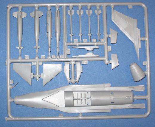 PM Modell - General Dynamics F-16 Fighting Falcon