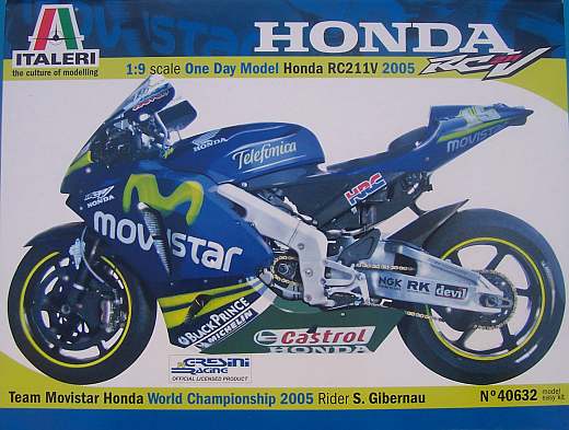 Italeri - One Day Model Honda RC211V 2005