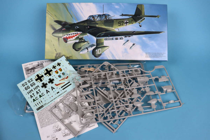 Fujimi - Junkers Ju 87 B Stuka Shark Mouth