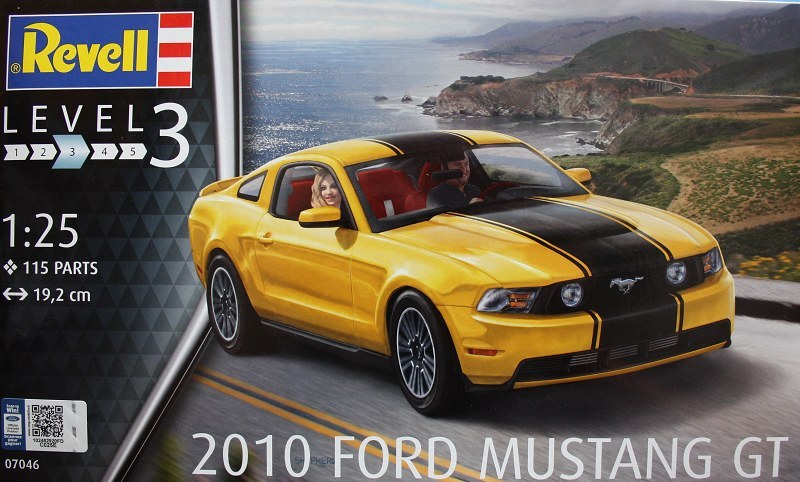 Revell - 2010 Ford Mustang GT