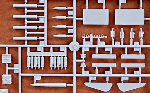 Trumpeter - German 12,8 cm Selbstfahrlafette L/61 "Sturer Emil"