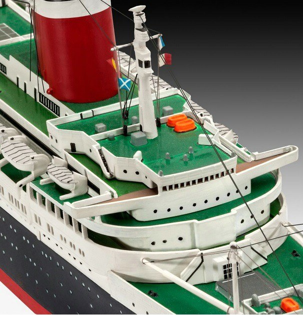 Revell - SS United States