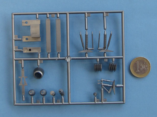 Bauteile für das Fahrwerk und die Triebwerke