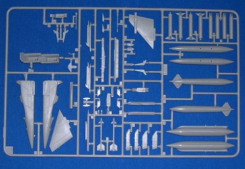 Italeri - Jaguar T.2