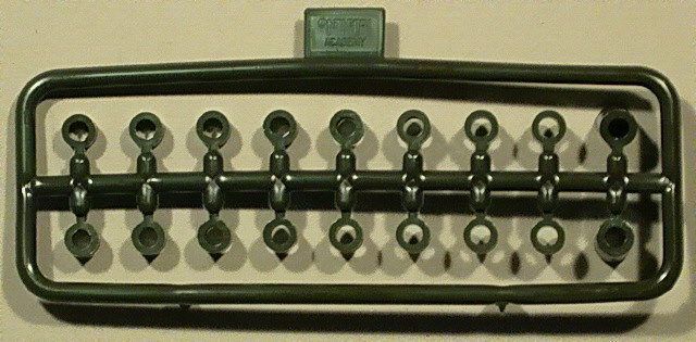 Die Polycaps zur Befestigung der Laufrollen am Fahrwerk