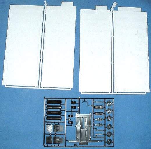 Revell - Curtainside Trailer (Planenauflieger)